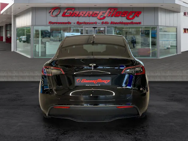 Tesla Model Y Long Range