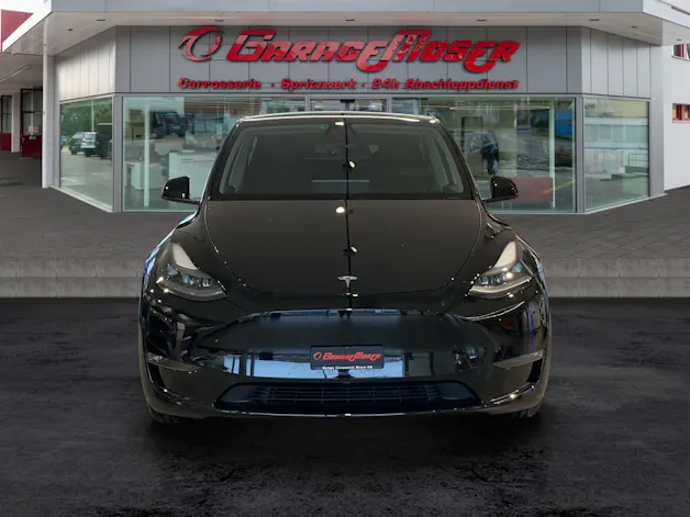 Tesla Model Y Long Range
