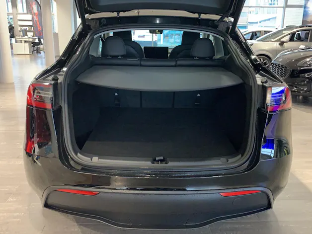 Tesla Model Y Long Range