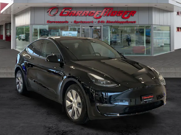 Tesla Model Y Long Range