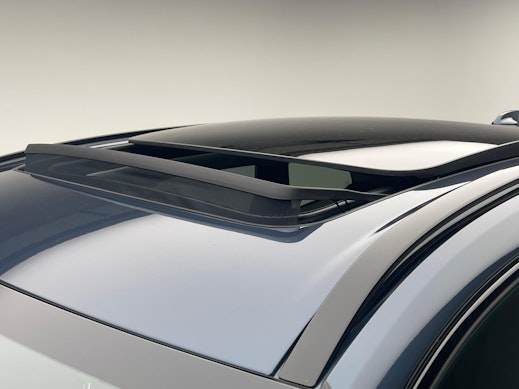 VOLVO XC60 2.0 T6 TE Ultra Dark eAWD 2