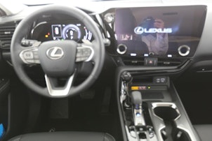Vehicle image LEXUS NX 350h Comfort