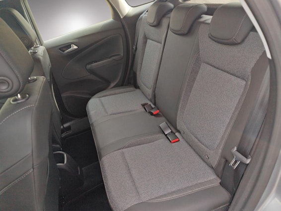 Vehicle image 14 Vehicle image 14