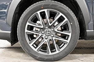 Vehicle image TOYOTA Corolla Cross 2.0 HSD Premium AWD-i