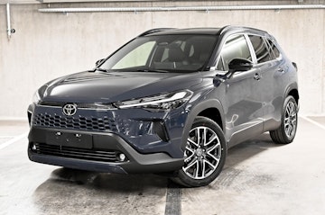 Vehicle image TOYOTA Corolla Cross 2.0 HSD Premium AWD-i