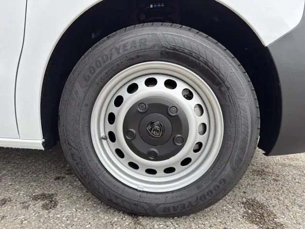 Peugeot Expert Fourgon Standard BlueHDi 120 BVM6