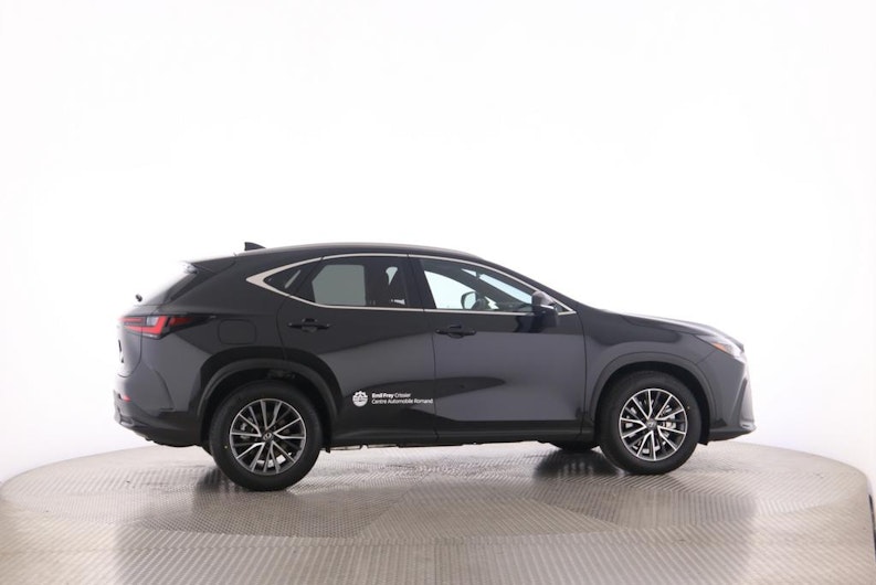 Vehicle image LEXUS NX