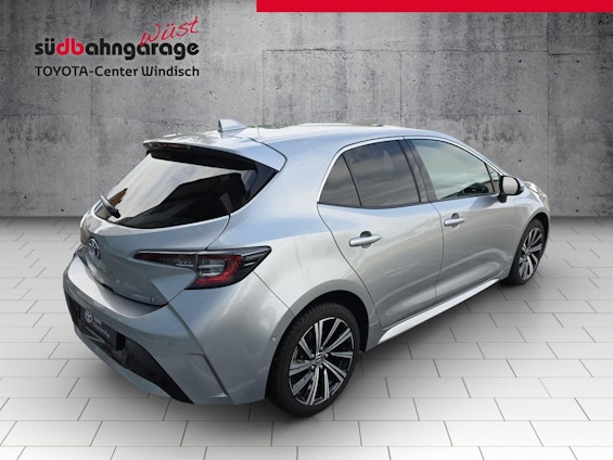 Vehicle image 12 Vehicle image 12