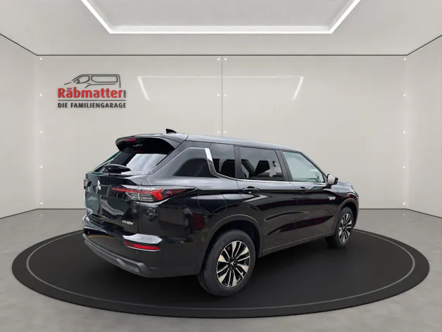 Mitsubishi Outlander 2.4 PHEV Invite 4x4