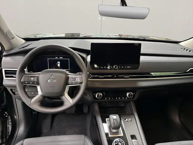 Mitsubishi Outlander 2.4 PHEV Invite 4x4