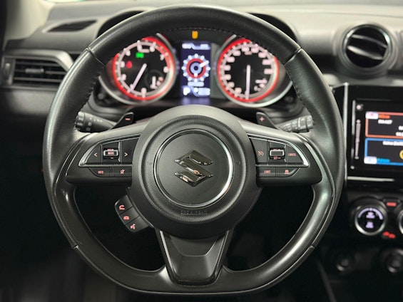 Vehicle image 14 Vehicle image 14