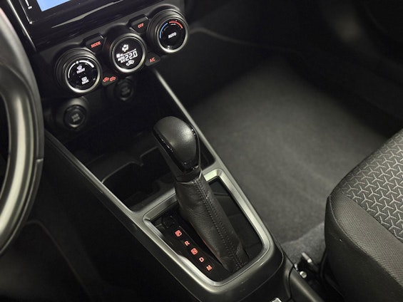 Vehicle image 20 Vehicle image 20