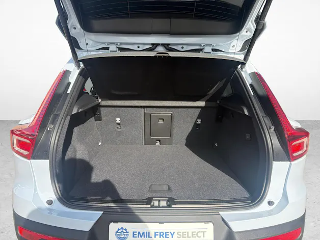 VOLVO XC40 1.5 T4 PiH Ultimate Dark