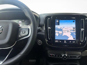 immagine del veicolo VOLVO XC40 1.5 T4 PiH Ultimate Dark