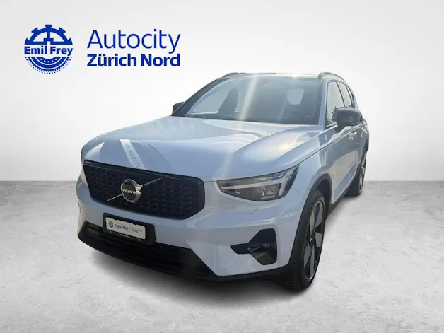 VOLVO XC40 1.5 T4 PiH Ultimate Dark