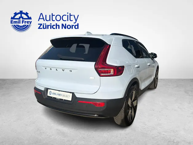 VOLVO XC40 1.5 T4 PiH Ultimate Dark