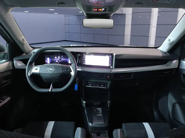Opel Frontera 1.2 T Hybrid 110 Edition