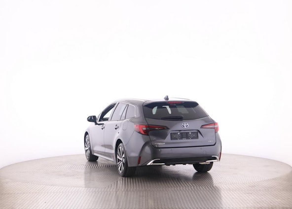 Vehicle image 3 Vehicle image 3