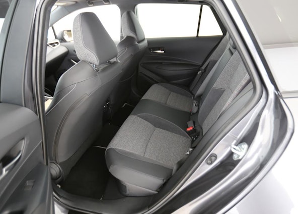 Vehicle image 9 Vehicle image 9