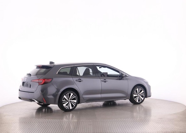 Vehicle image 5 Vehicle image 5