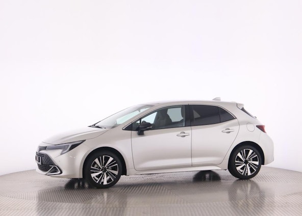 Vehicle image 8 Vehicle image 8