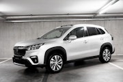 First vehicle image