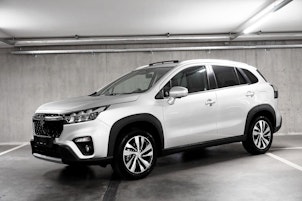 Vehicle image SUZUKI S-Cross 1.4 T Compact Top Hybrid 4x4