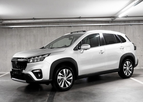 First vehicle image First vehicle image