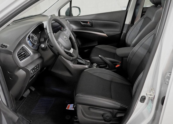 Vehicle image 2 Vehicle image 2