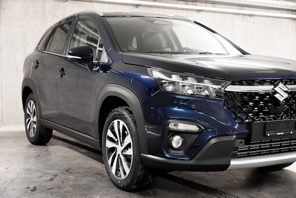 Vehicle image 11