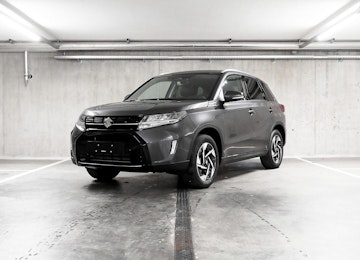 Vehicle image SUZUKI Vitara 1.4 T Compact Top Hybrid 4x4 Vehicle image SUZUKI Vitara 1.4 T Compact Top Hybrid 4x4