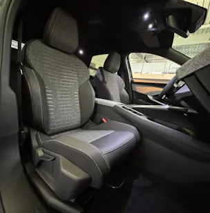 Peugeot 3008 1.2 Hybrid Allure Premium