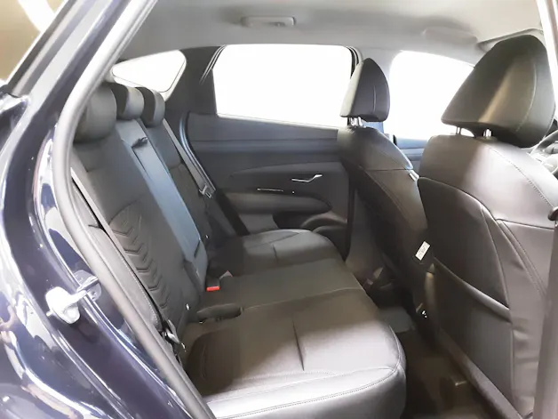 HYUNDAI Tucson 1.6 T-GDi Amplia 4WD
