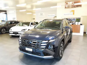 HYUNDAI Tucson 1.6 T-GDi Amplia 4WD