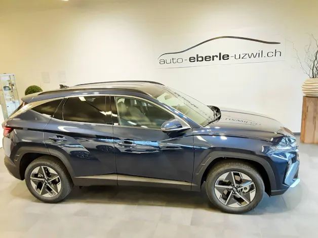 HYUNDAI Tucson 1.6 T-GDi Amplia 4WD
