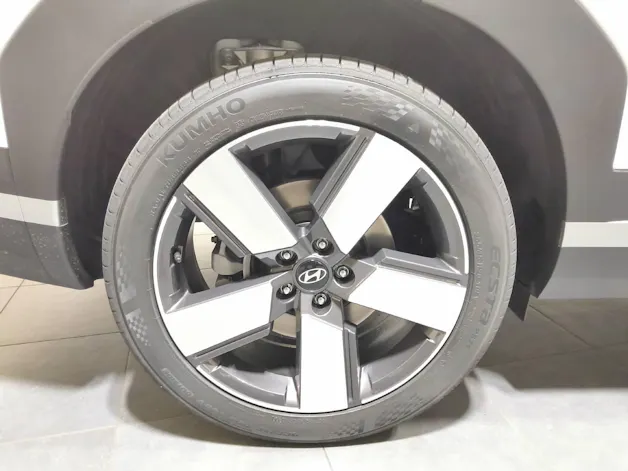 Hyundai Santa Fe 1.6 T-GDi HEV Amplia