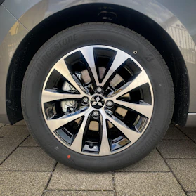 MITSUBISHI COLT 4