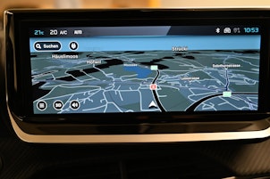 Vehicle image PEUGEOT 208 e-GT