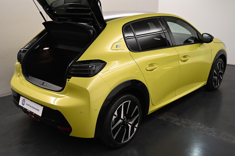 Vehicle image PEUGEOT 208