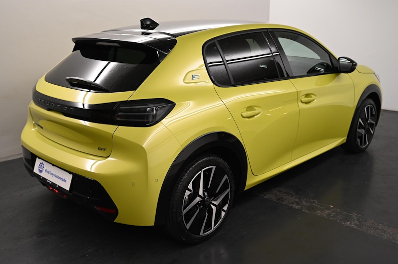 Vehicle image PEUGEOT 208