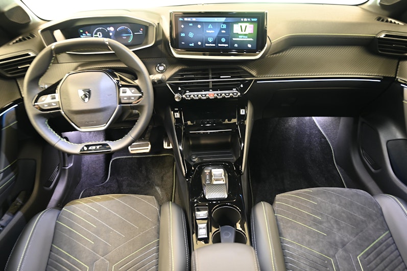 Vehicle image PEUGEOT 208