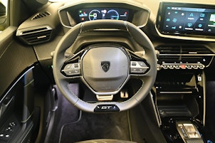 Vehicle image PEUGEOT 208 e-GT