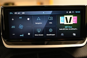 Vehicle image PEUGEOT 208 e-GT