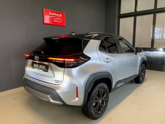 Vehicle image 9 Vehicle image 9