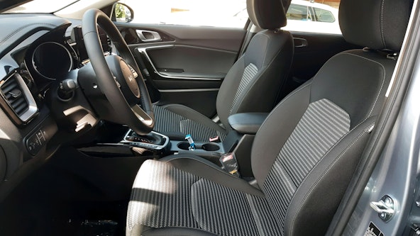 Vehicle image 8 Vehicle image 8