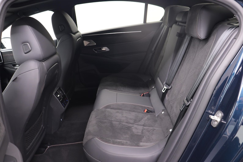 Vehicle image DS AUTOMOBILES DS9