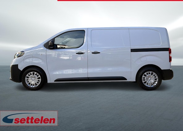 Vehicle image 8 Vehicle image 8