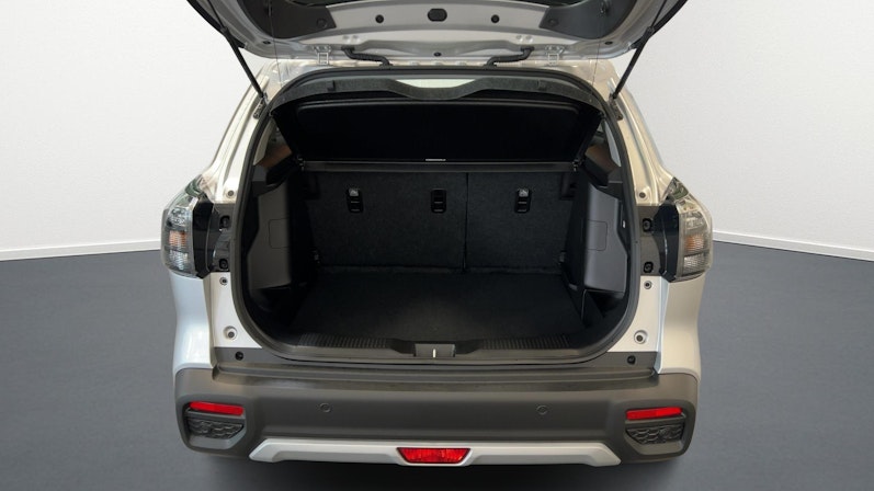 Vehicle image SUZUKI S-CROSS