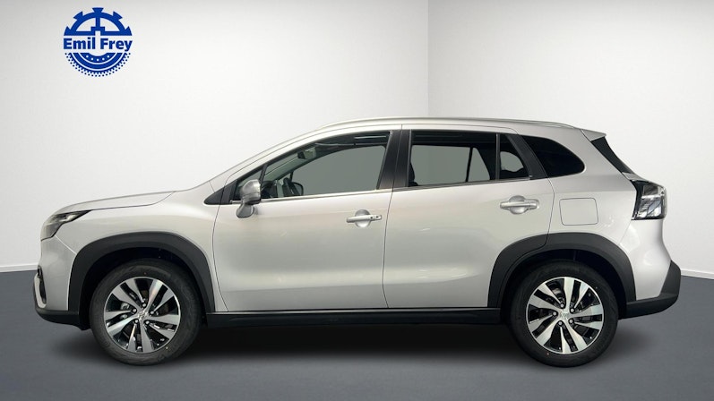 Vehicle image SUZUKI S-CROSS
