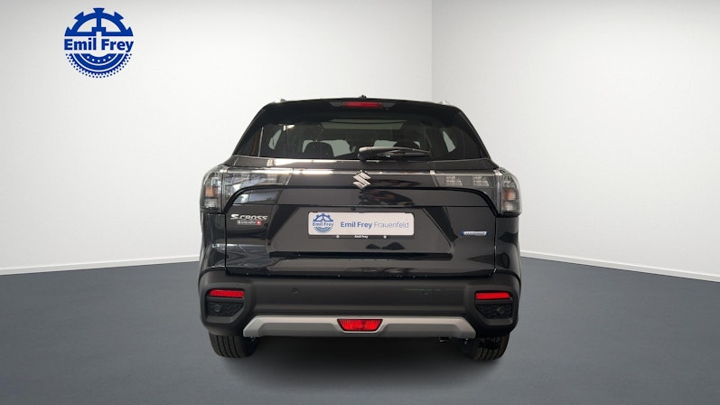 Vehicle image SUZUKI S-CROSS